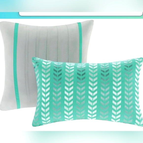 Comforter set - Picture 2 of 5